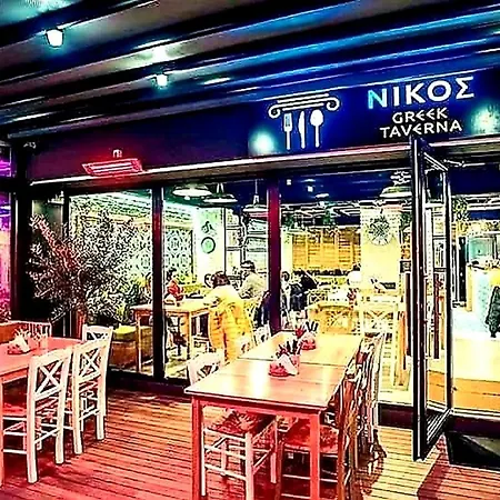Alezzi Azure شقة Năvodari