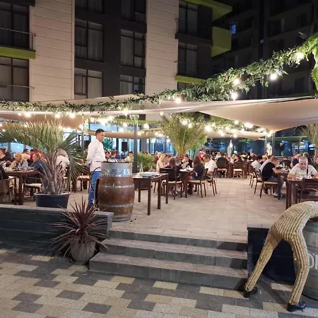 Alezzi Azure Apartman *