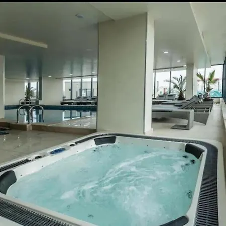 Alezzi Azure Apartment *